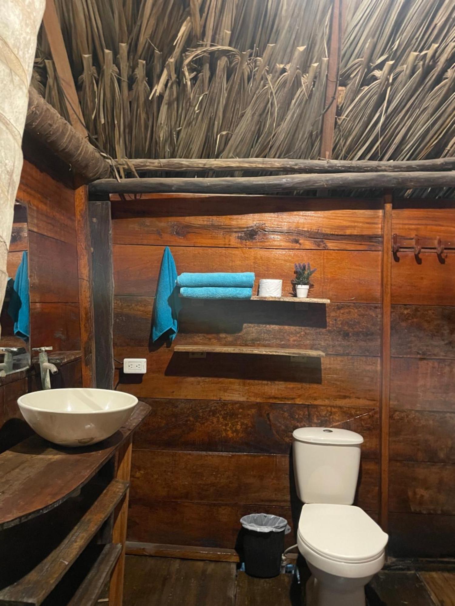 Готель Chill And Surf Mendihuaca Guachaca Екстер'єр фото
